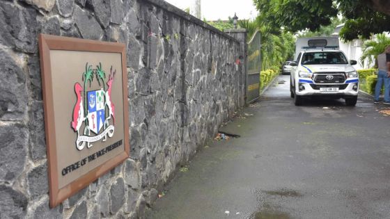 Vol du revolver d'un policier devant le bureau du vice-Président : trois suspects arrêtés