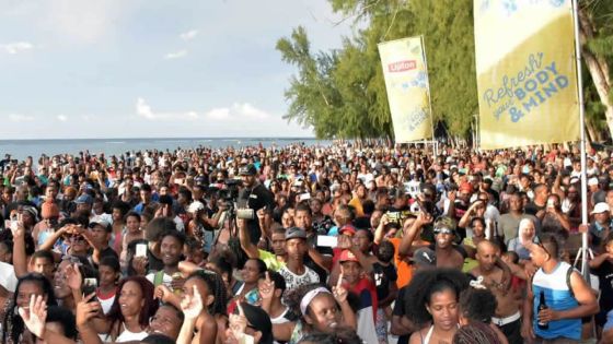 RadioPlus : new festive summer programme 