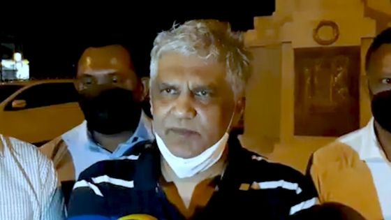 Guerre en Ukraine : Candlelight pour la paix à Curepipe