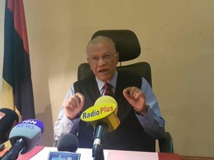 Affaire Betamax : «Enn laont ki nou ena enn Attorney General parey», dit Navin Ramgoolam