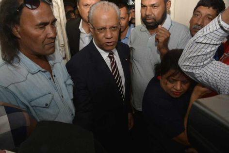 Ramgoolam : «Aucune preuve contre moi… six des onze accusations provisoires rayées»