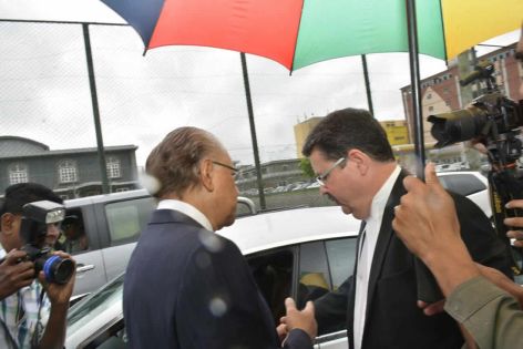 Coffres-forts et Dufry : Me Gavin Glover réclame que les accusations contre Ramgoolam soient rayées