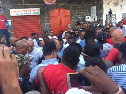 Affaire des coffres-forts : Navin Ramgoolam doit retourner au CCID ce mercredi 