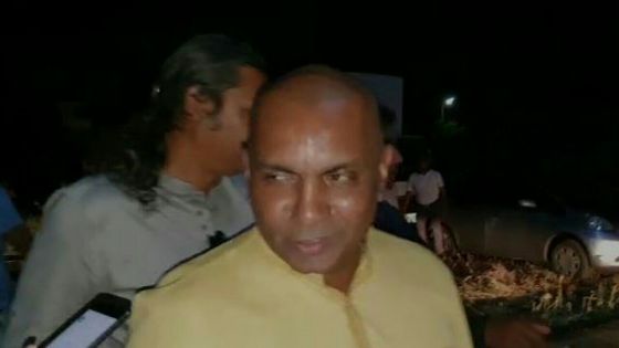 A Triolet : un Padayachy peu loquace sur la CSG...