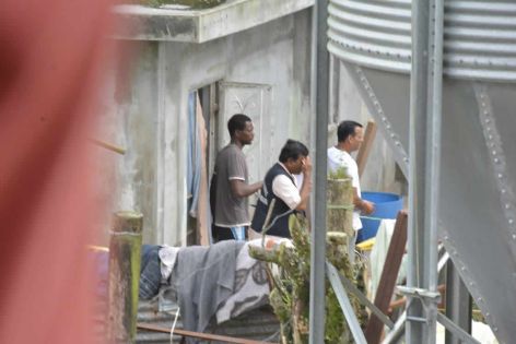 Mort du petit Ezra : le père et sa compagne retournent sur les lieux du drame