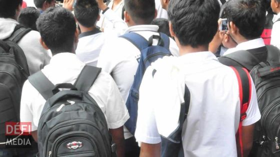 Éducation : des syndicats craignent un manque d’enseignants pour la prochaine rentrée 