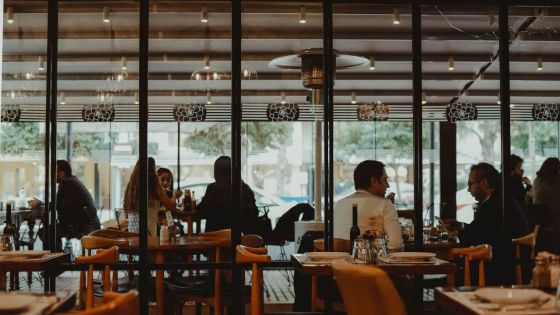 3 Mauriciens sur 10 dépensent entre Rs 3 000 et Rs 5 000 chaque mois au restaurant