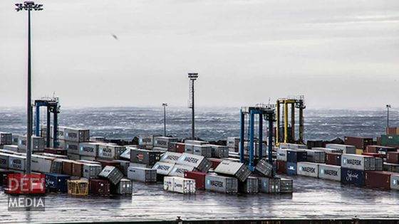Fakir s’éloigne de La Réunion et prive 114 000 foyers d’électricité 