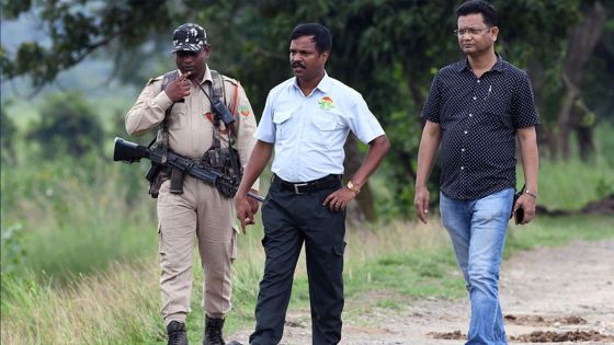 Mousson de tous les dangers pour les rhinocéros d'Inde