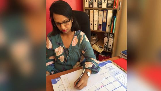 Les gauchers à l'honneur ce lundi : Roopama se la joue comme Maradona, Obama, Triton et Carrey