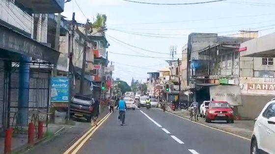 Confinement en souplesse à Rose-Belle…