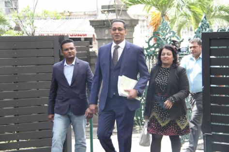 Roshi Bhadain : «C’est Lutchmeenaraidoo et la BoM qui ont décidé de révoquer la licence de la Bramer»