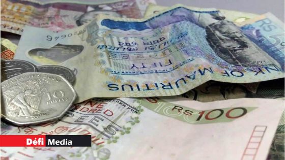 Taux de change : la roupie cède de 2,8 % face à l’euro, mais gagne 10,7 % vis-à-vis du rand