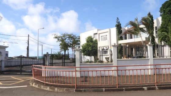 Elève du Simadree Virahsawmy SSS positive à la Covid-19 : «Bann paran pa bizin panike mo tifi linn gayn sa dan karentenn, pa dan lekol», affirme le père