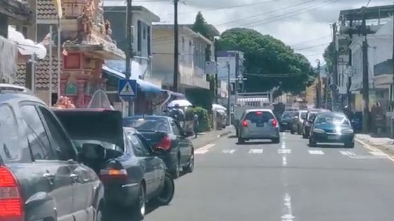 Confinement : Business as usual à Beau-Vallon