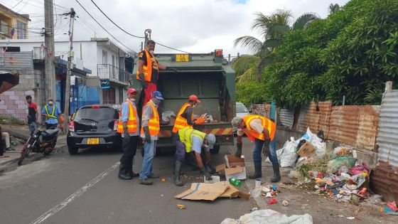 Port-Louis - Service de voirie : Au moins une fois par semaine