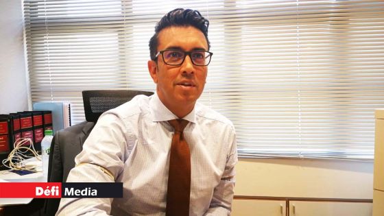 Shakeel Mohamed s’interroge sur le rôle de Donald Payen, ‘Senior Advisor’ de Steven Obeegadoo, à Luxury Retirement Village