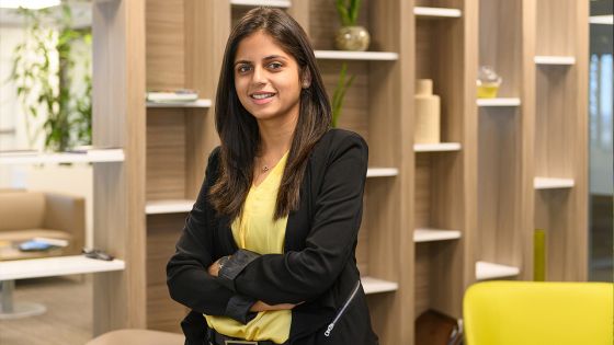 Shipra Poonyth obtient la bourse d'études de la MCB Foundation 