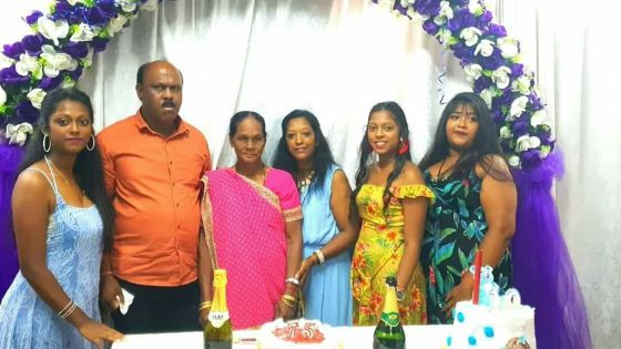 Sa fille tuée en pleine rue : Sunita, une mère frappée par la douleur le jour de ses 57 ans 