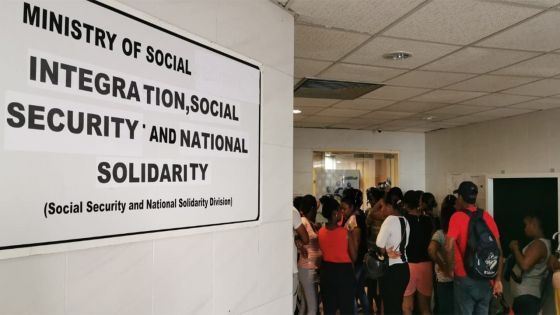 Dans les locaux du ministère de la Sécurité sociale : des sinistrés font entendre leur colère 