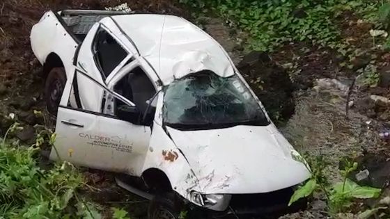 La Brasserie : un 4x4 termine sa course dans un ravin 