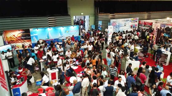 Salon du Prêt-à-Partir à Pailles : vue aérienne et ambiance