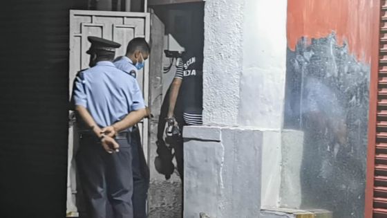 Un homme sans vie découvert chez lui à Mahébourg