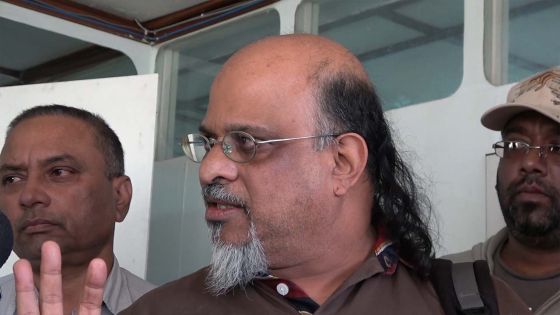  CNT :  Ashok Subron dit non à une allocation de Rs 1 000 et réclame une hausse salariale 