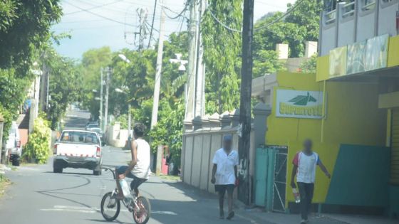 Stanley, Rose-Hill : quelques personnes font fi des règles sanitaires