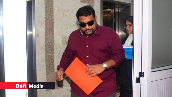 Enquête de l’Anti-Money Laundering Unit : disparitions «troublantes» du téléphone et de l’ordinateur de Stephan Adam   