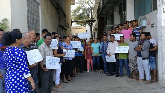 Tara Knitwear : des employés au ministère du Travail cet après-midi