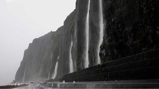 Fakir fonce tout droit sur La Réunion