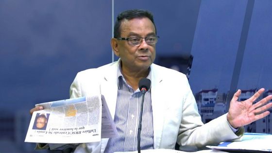 «Si une enquête établit qu'il y a eu corruption au sein de mon ministère, je devrai évidemment démissionner», dit Collendavelloo