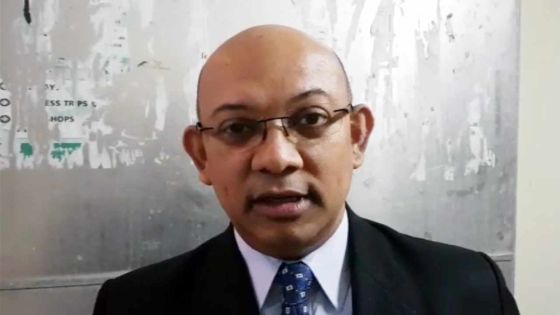 Budget 2017-18 : réaction de Etienne Sinatambou