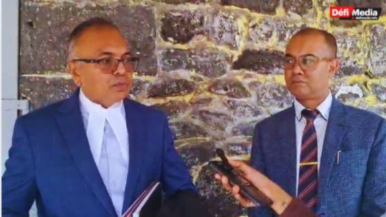 Complot allégué pour livrer un colis de drogue : les enregistrements CCTV montrent qu'Akil Bissessur avait refusé de prendre le colis 