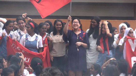 Cathy Chue Chong, lauréate du collège Droopnath Ramphul : « Avoir un papa cordonnier et une maman femme au foyer n’est pas un obstacle »