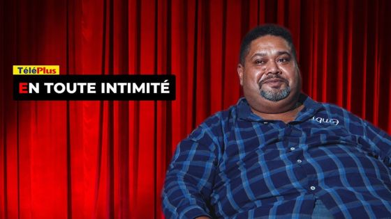 [Rediffusion] En toute intimité avec… Alexandre Martin : De « manev mason » à vedette de théâtre