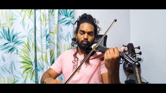 RaagaLayam : la musique carnatique s’associe au Thaipoosam Cavadee