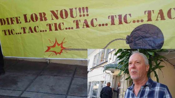 Banderole «Tic...Tac...»  - « Le projet de Petroleum Hub est une bombe à retardement », selon Bax