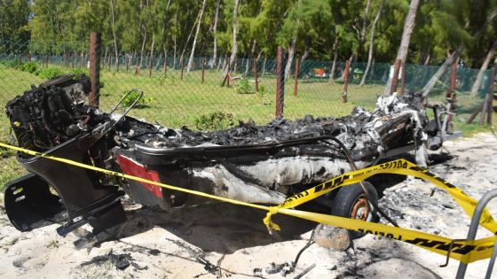 À Belle-Mare : un bateau ravagé par un incendie criminel