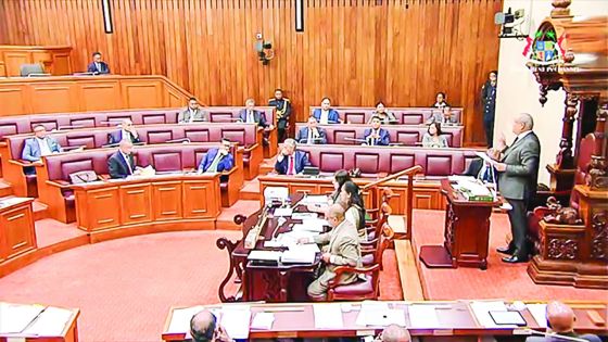 Ambiance - le MSM continue de flirter avec Xavier-Luc Duval 