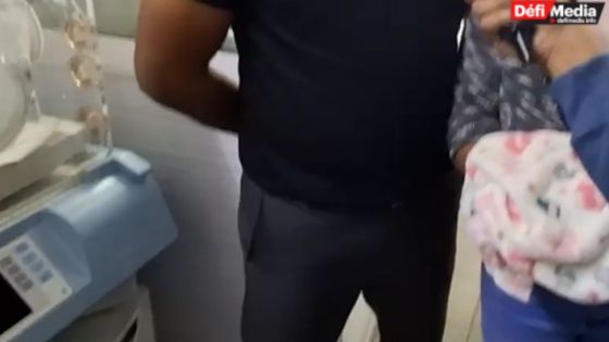 Abandonnée dans un sac de riz à Stanley : Soléia, le « rayon de soleil » d’une nouvelle famille