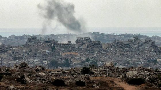 Gaza: la Défense civile fait état de frappes après l'annonce de l'accord