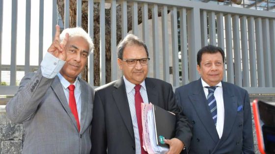 [Breaking News] Boolell obtient le gel de sa suspension du Parlement