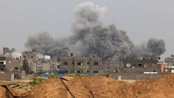 Premiers signes en vue d'une trêve à Gaza, où les combats continuent