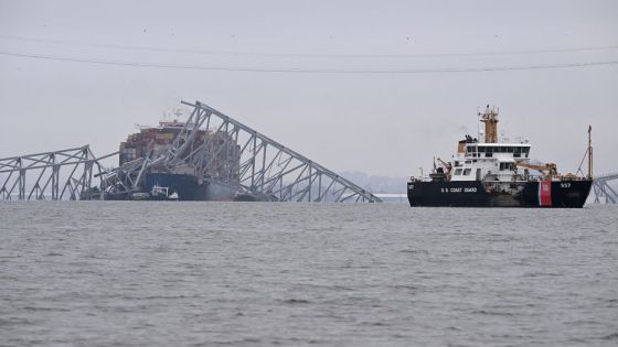 Pont effondré à Baltimore : les corps de deux des six ouvriers retrouvés