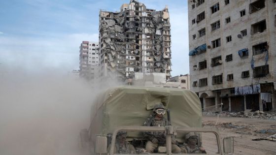 Frappes israéliennes sur Gaza, craintes d'une nouvelle escalade au Liban