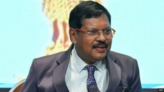 Inde : un avocat suspendu après avoir visé le juge en chef, Bhushan Ramkrishna Gavai, avec une chaussure