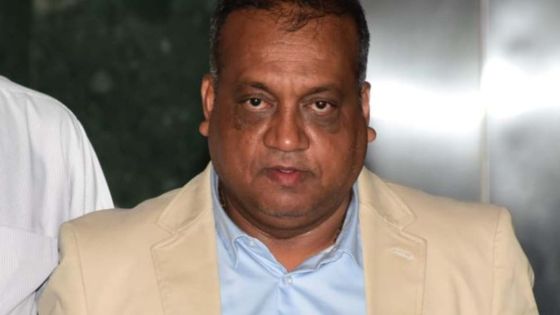 Blanchiment d’argent allégué : Sham Mathura et Nandini Bawol-Bisnauthsing formellement inculpés de 18 chefs d’accusation 