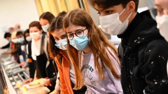 France: le port du masque à nouveau obligatoire en France à l'école primaire
